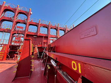 Container leashing system
