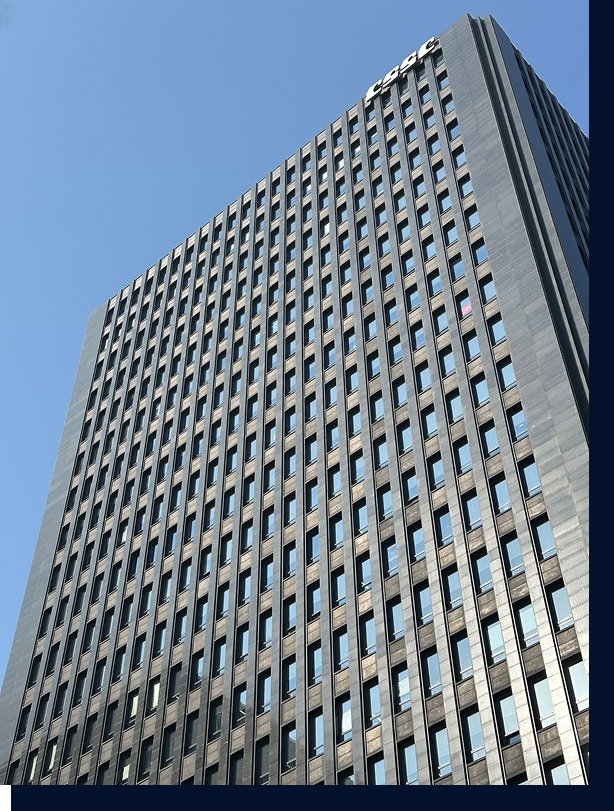 An image of an office building.