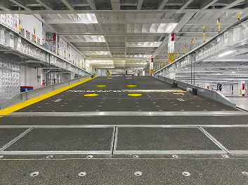 Internal ramp cover
