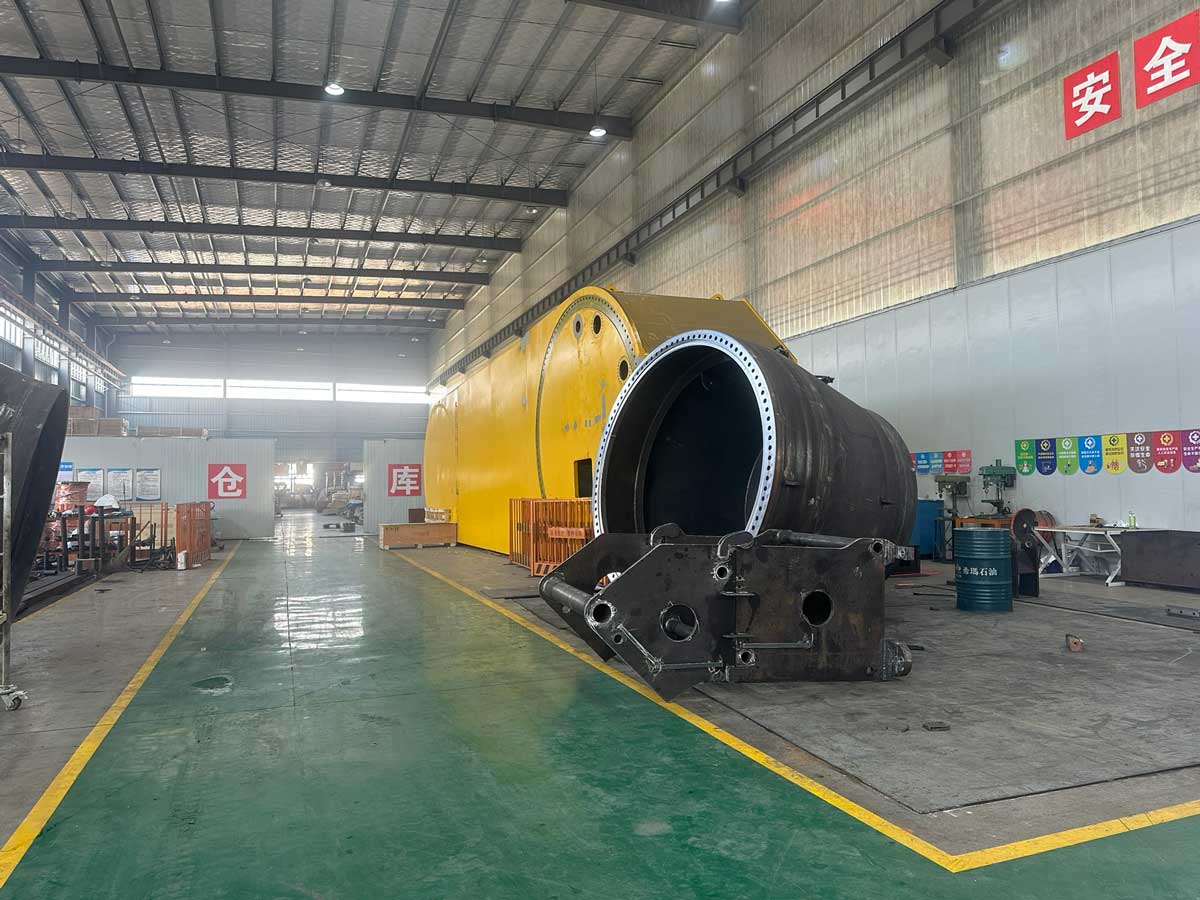 deck crane structure and machinery parts