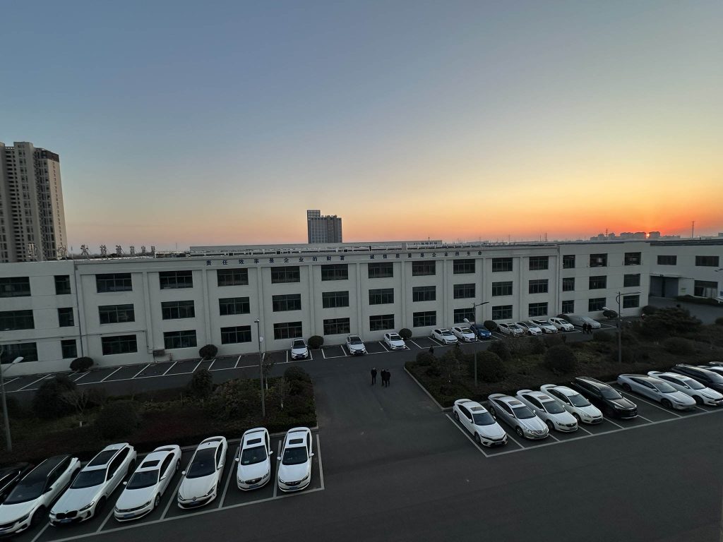Spare parts and logistics building